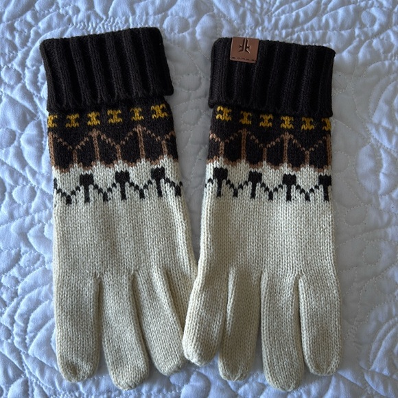 NWOT Frye Fair Isle Knit Gloves - Picture 1 of 3